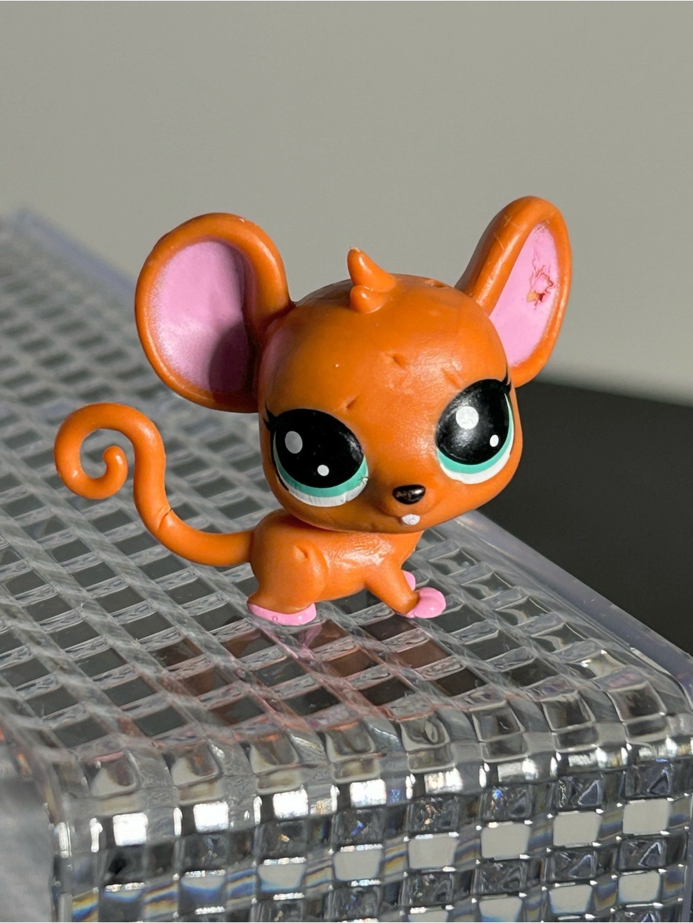 Hasbro Littlest Pet Shop Millie Housemouse #1-132